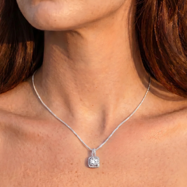 Square Radiance Zircon Necklace 925